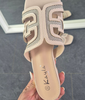 1076 Beige slipper